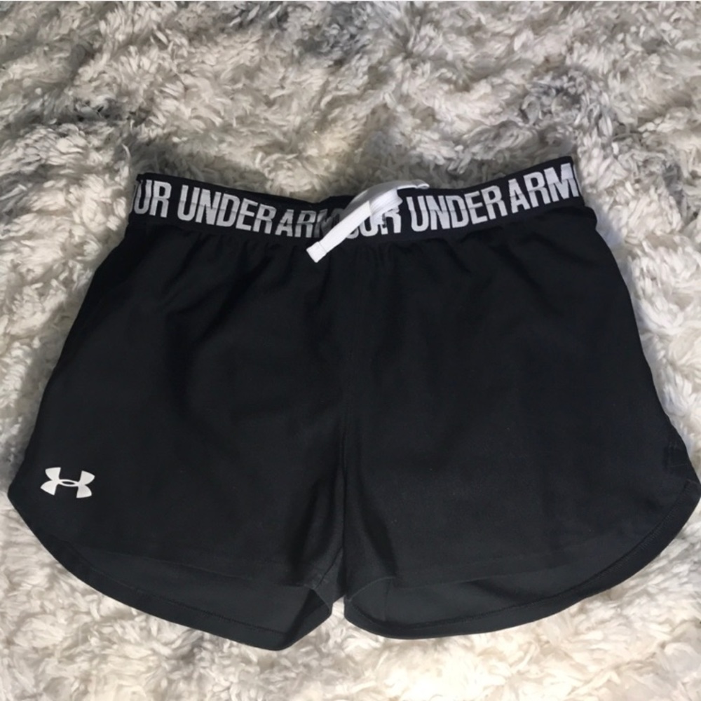 Black Basic Under Armor Athletic Shorts - image 1